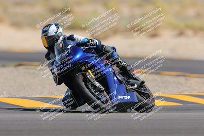 media/Oct-08-2022-SoCal Trackdays (Sat) [[1fc3beec89]]/Turn 16 (125pm)/